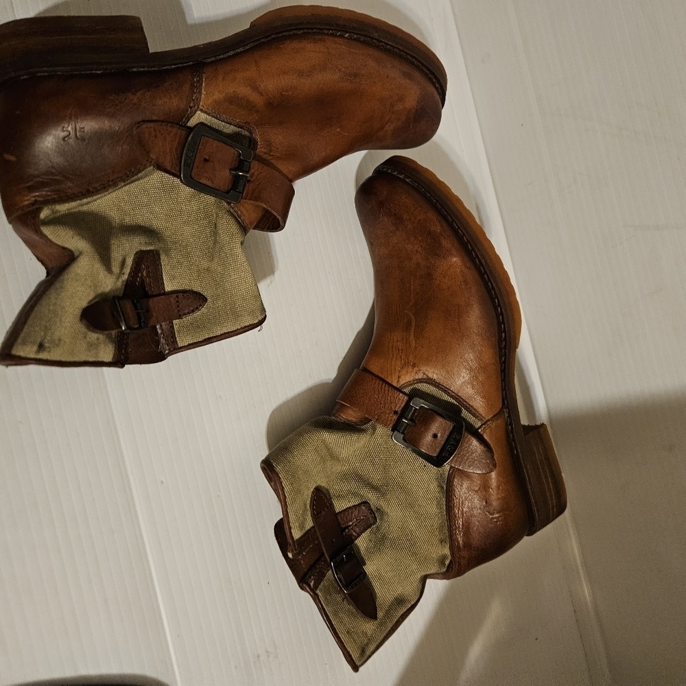 Frye Veronica canvas short boot Size: 8,5 - Picture 3 of 10